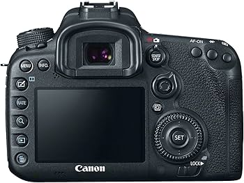 Amazon.com : Canon EOS 7D Mark II Digital SLR Camera with 18-135mm