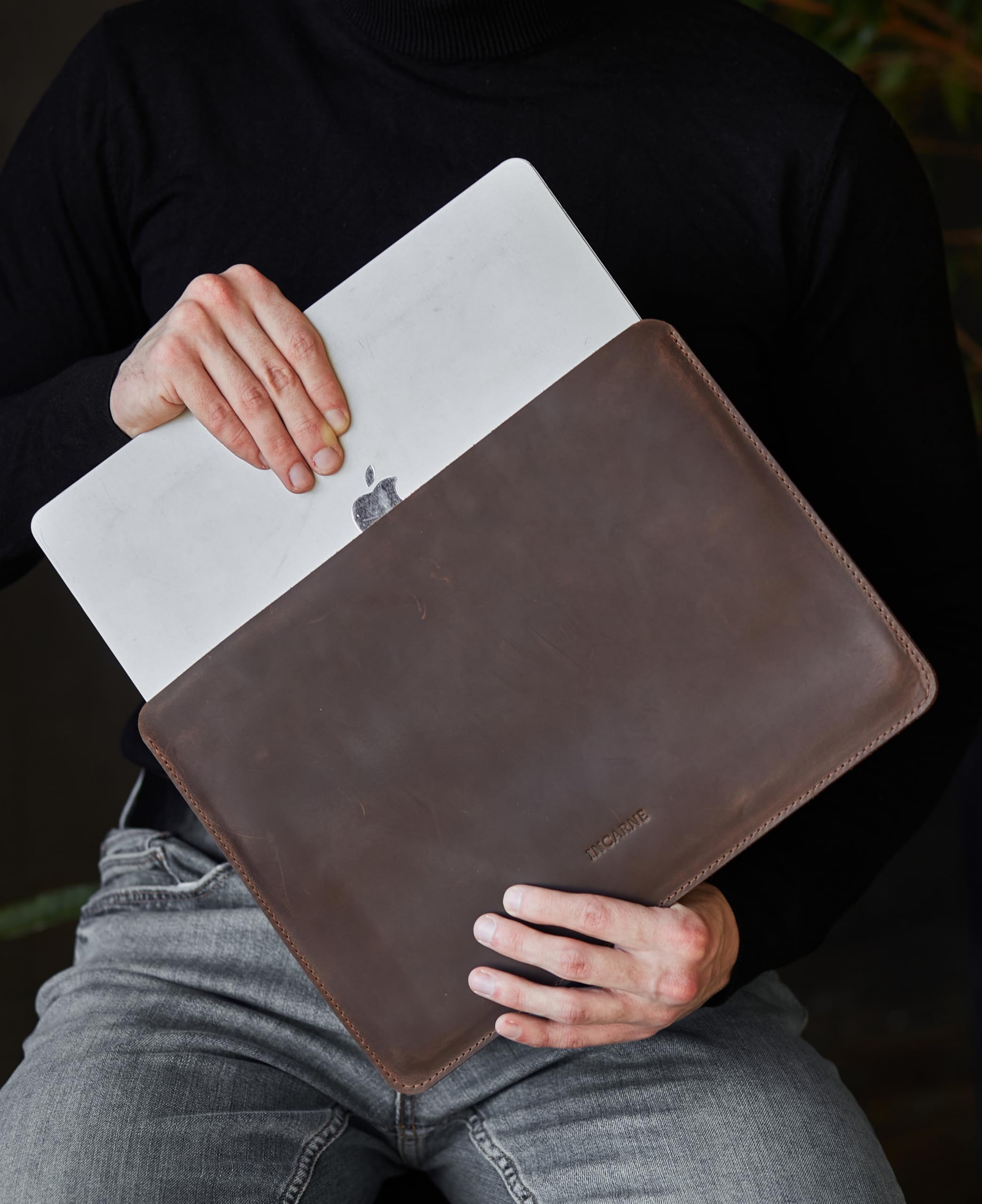 Amazon.co.jp: MacBook Pro M4 14インチスリーブ用レザーノート