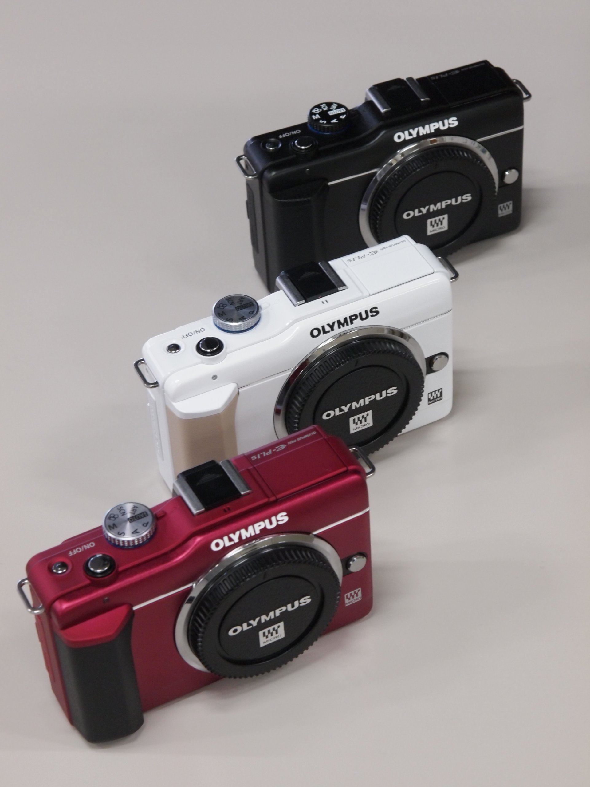 Amazon | OLYMPUS ミラーレス一眼 E-PL1s レンズキット ホワイト E