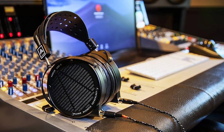 Amazon.co.jp: Audeze LCD-Xオーバーイヤーオープンバックヘッドフォン