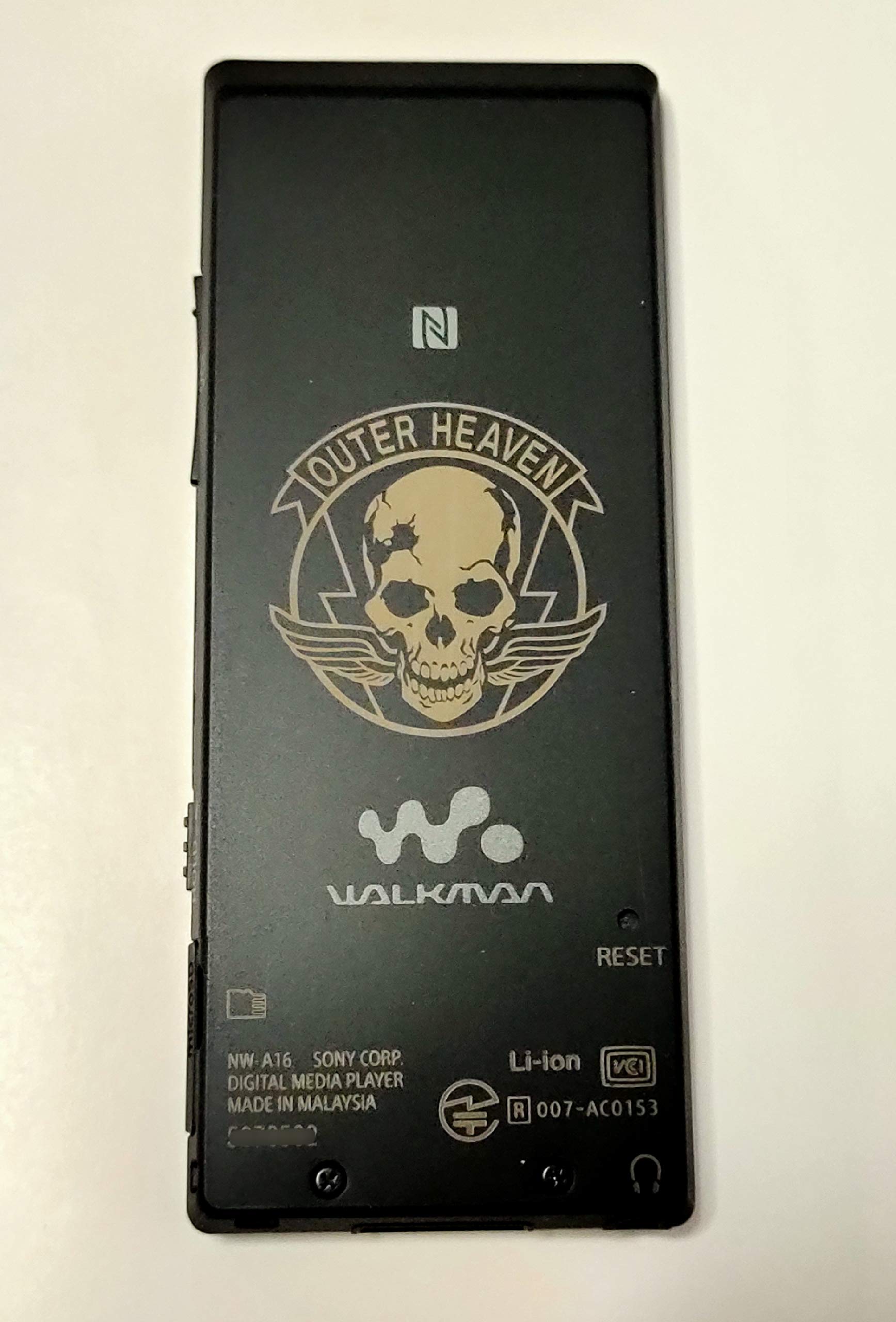 激レア】SONYウォークマン メタルギア ウォークマン ZX2 / A16とメタル