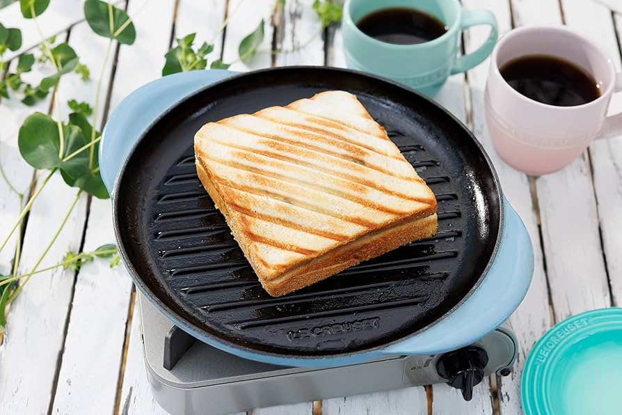 Amazon｜ル・クルーゼ(Le Creuset) 鋳物 ホーロー 鍋 シグニチャー