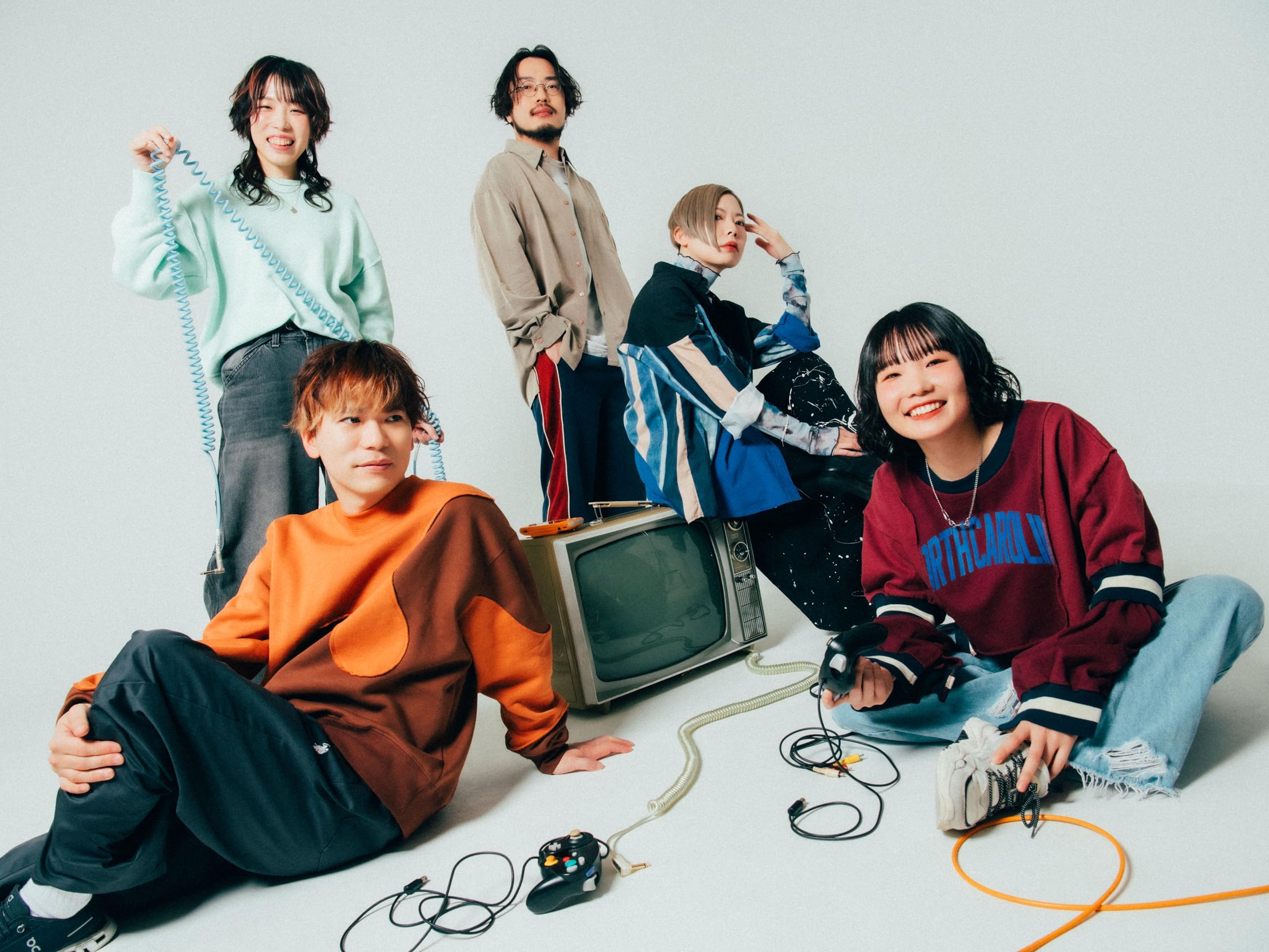 KANA-BOONのKANA-BOON THE BESTからの楽曲眠れぬ森の君のためをAmazon