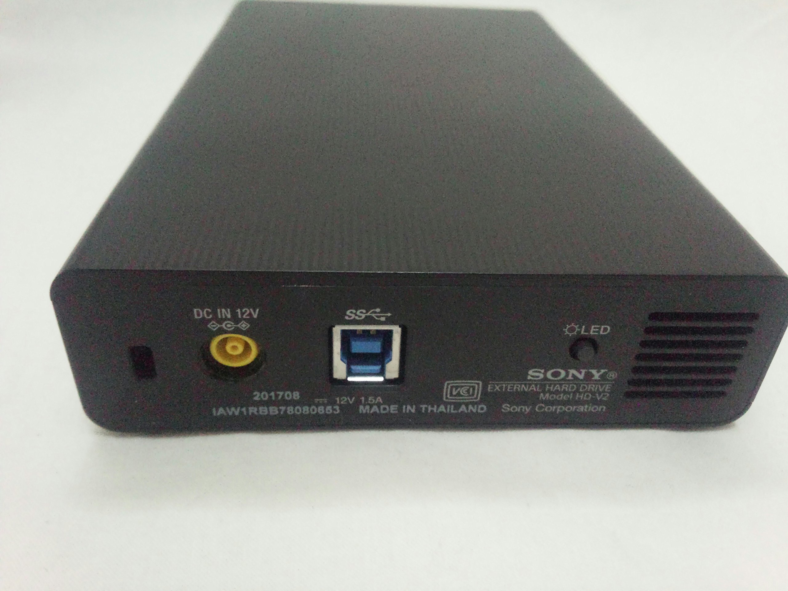 Amazon | SONY 外付ハードディスクドライブ 2TB USB 3.1 HD-V2 B