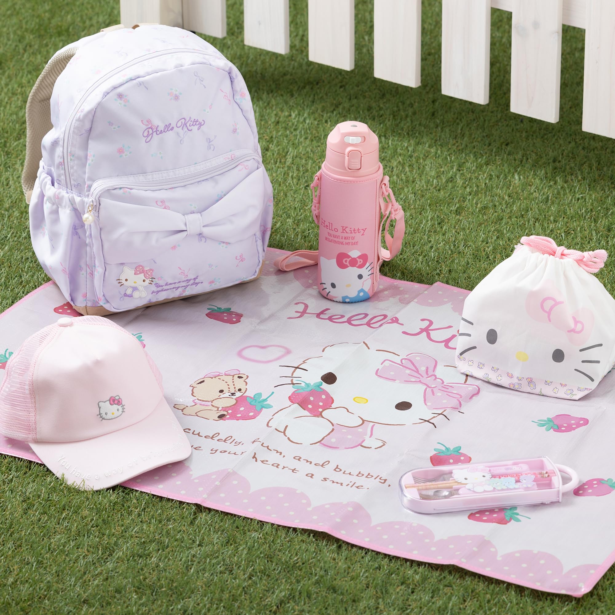 Amazon.co.jp: サンリオ(SANRIO) ハローキティ ランチ巾着 073831