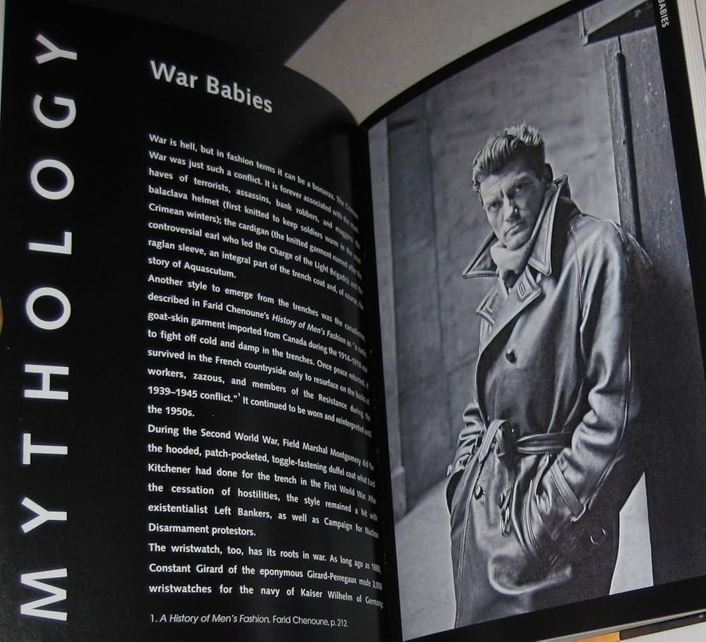 Amazon.co.jp: The Trench Book : Foulkes, Nick: Foreign Language Books