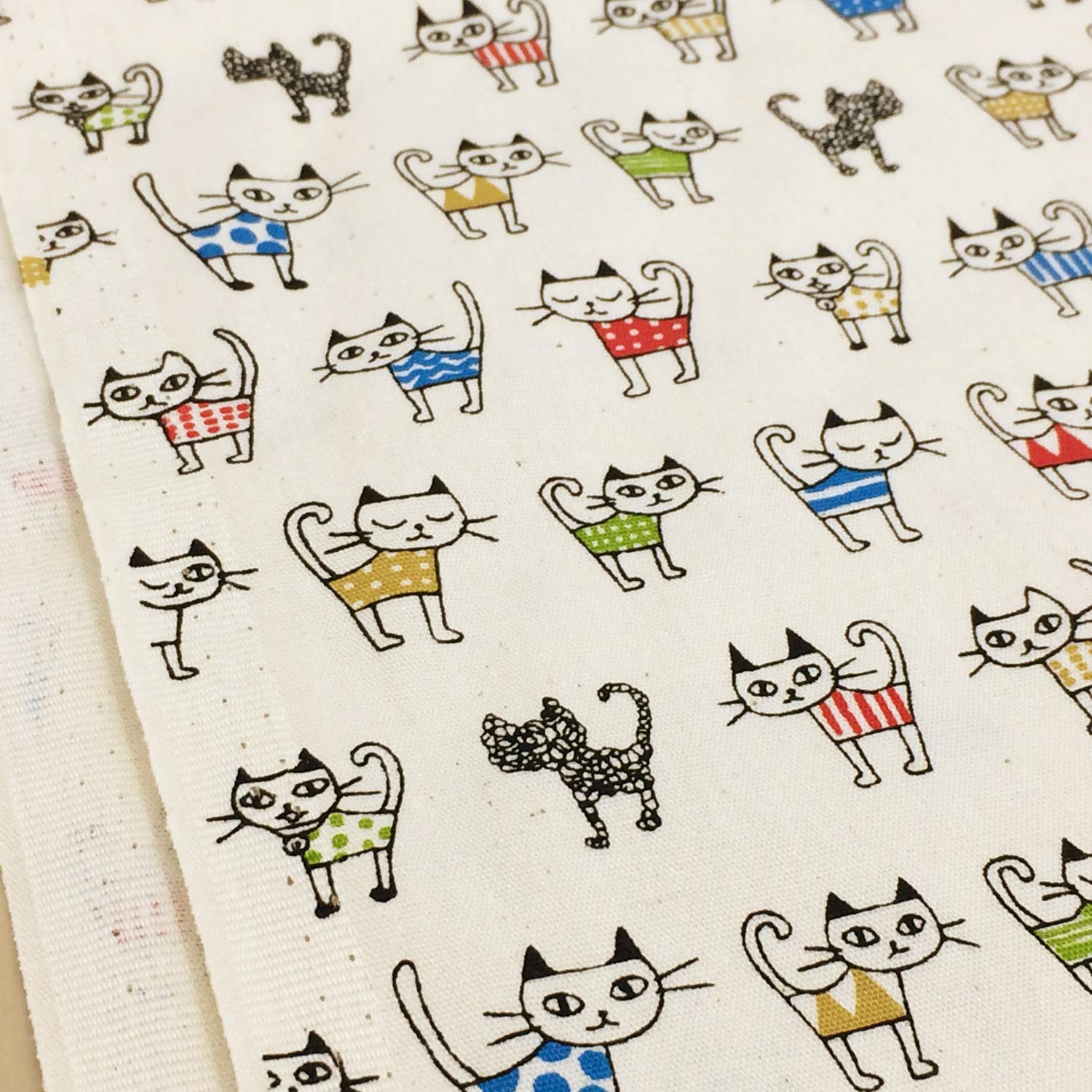 Amazon | 猫柄 生地 キュートなねこちゃん Gポプ 布 布地 手芸【1m