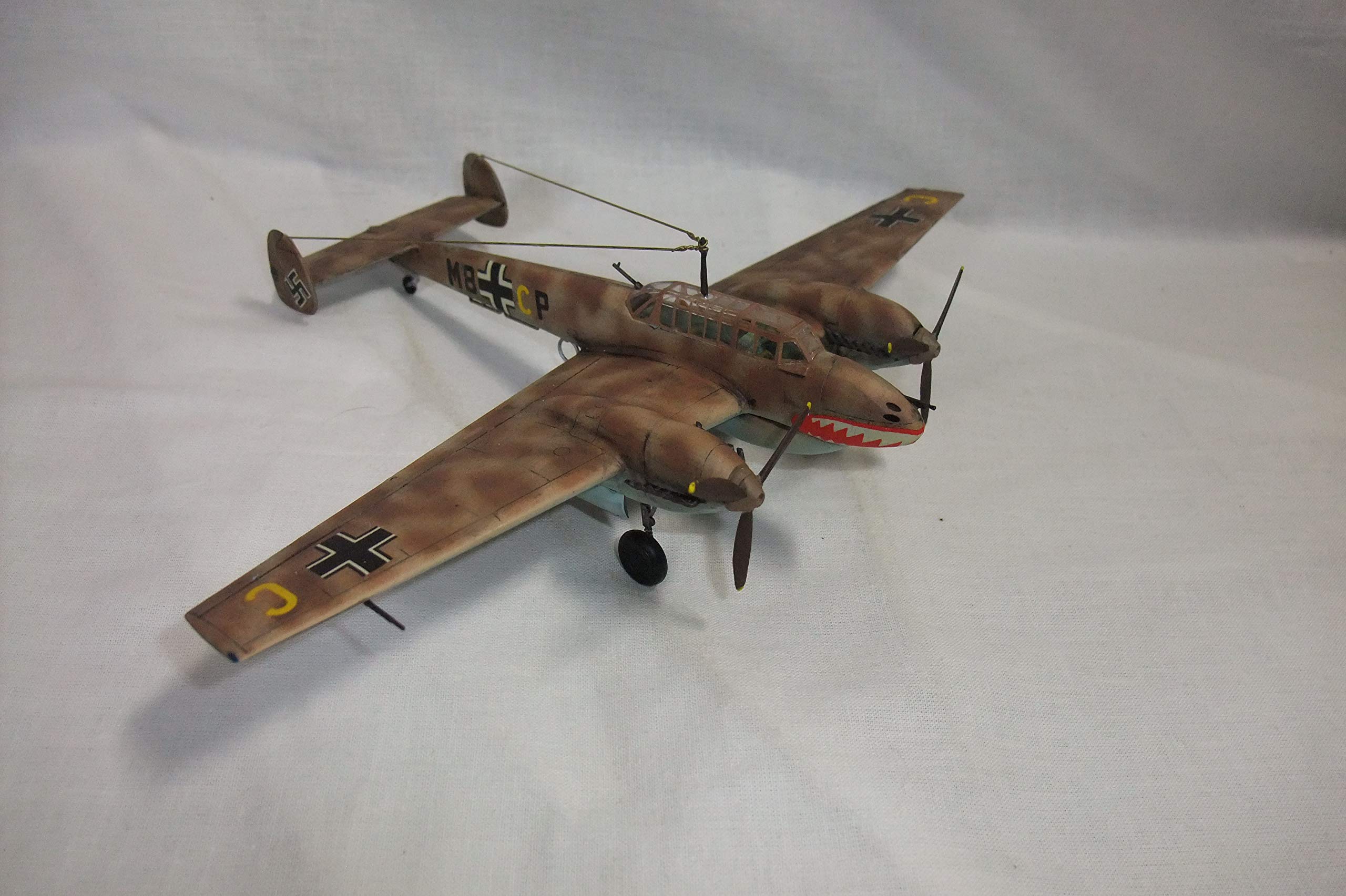 Amazon | 完成品 ドイツ空軍メッサーシュミットBf110 戦闘爆撃機