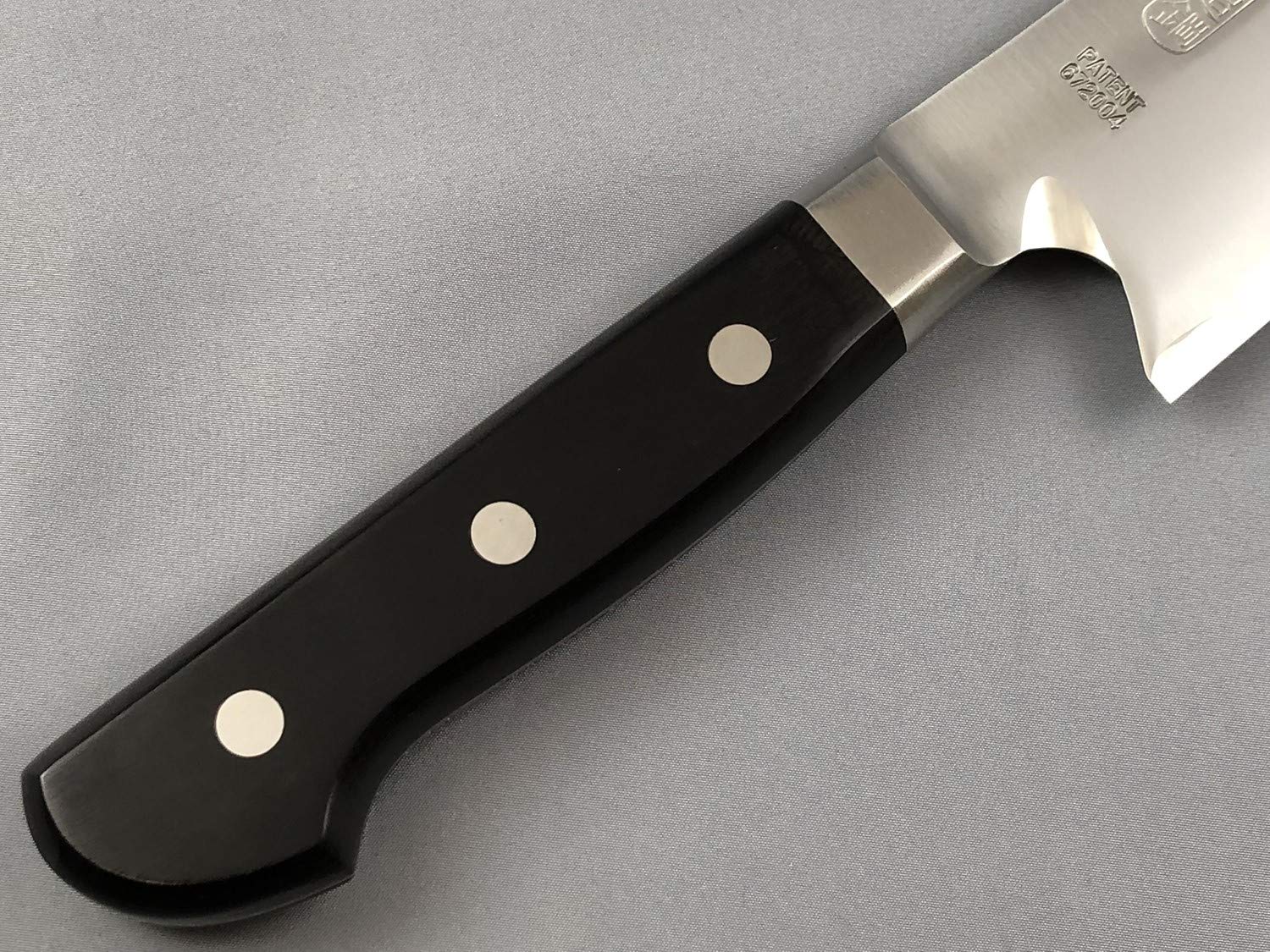 Amazon｜刀舟技研 包丁 牛刀 (右利き用) 240mm 「 刀舟 粉末ハイス鋼