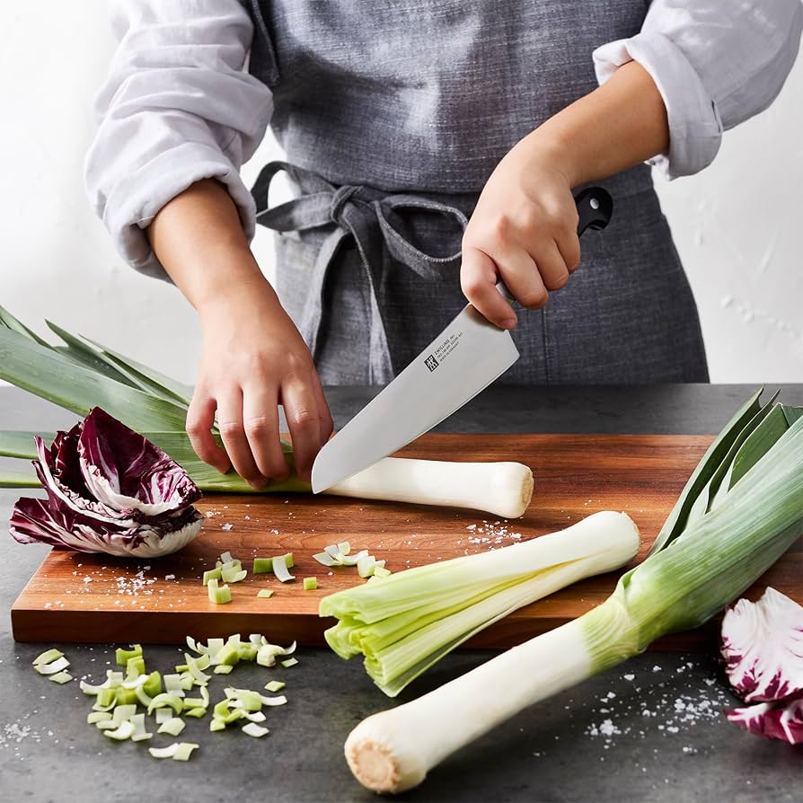 Amazon.com: ZWILLING Pro 7-inch Ultimate Chef's Knife: Home & Kitchen