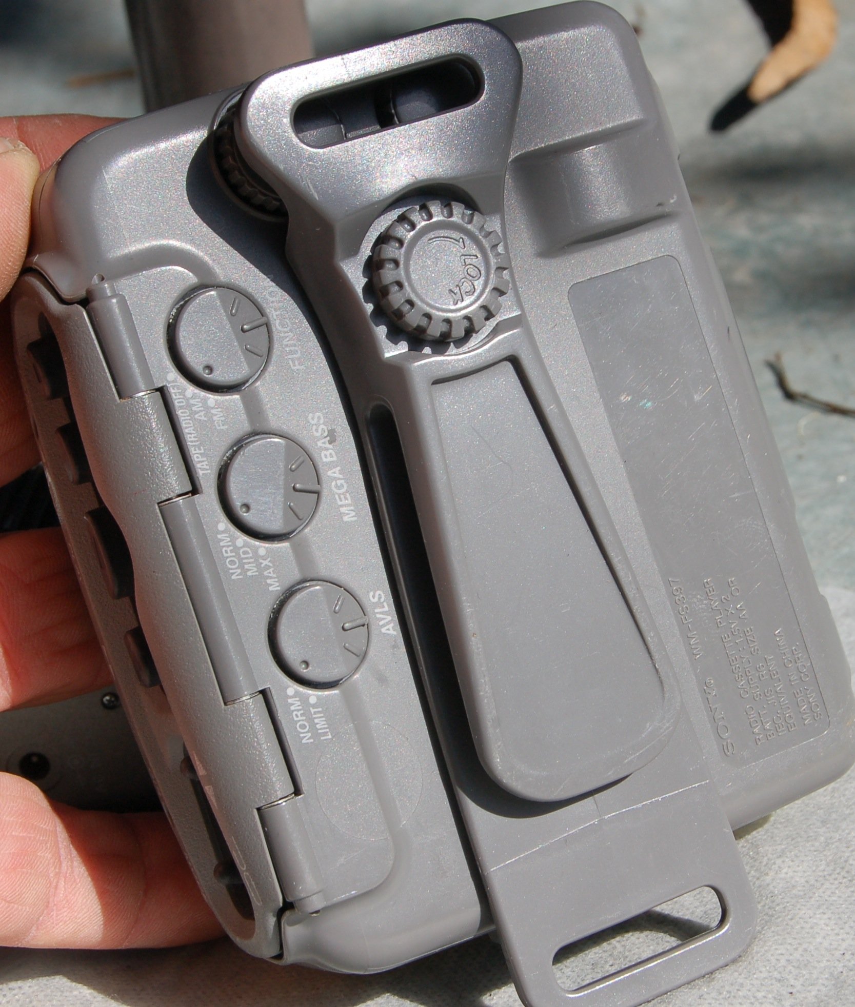 SONY Sports Walkman AM/FM Cassette WM-FS397 : Amazon.com.au