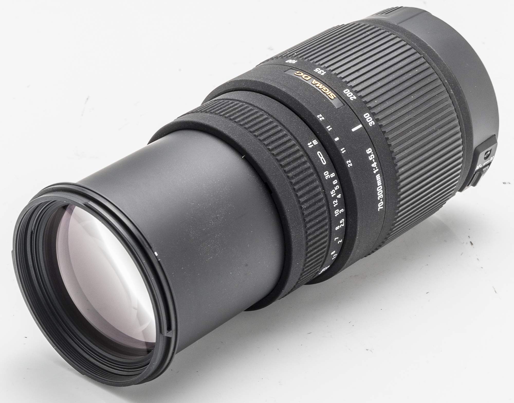 Amazon.com : Sigma 70-300mm F/4-5.6 DG OS SLD Super Multi-Layer