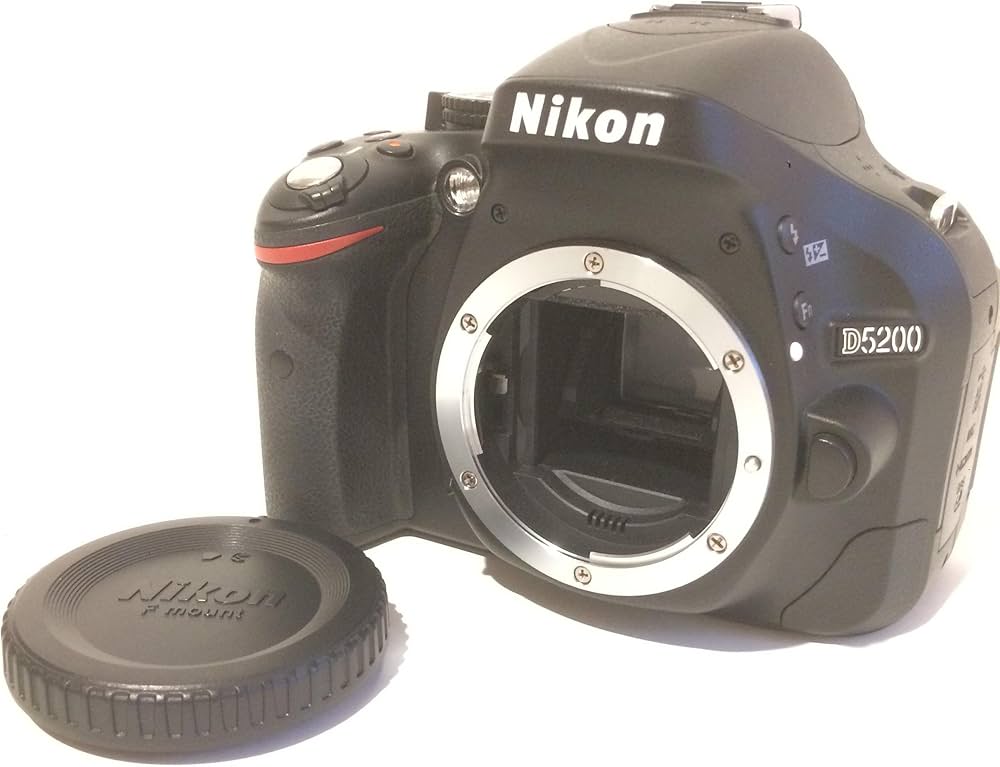 Amazon | Nikon デジタル一眼レフカメラ D5200 レンズキット AF-S DX
