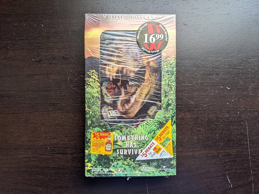 Amazon.com: The Lost World: Jurassic Park [VHS] : Goldblum, Moore
