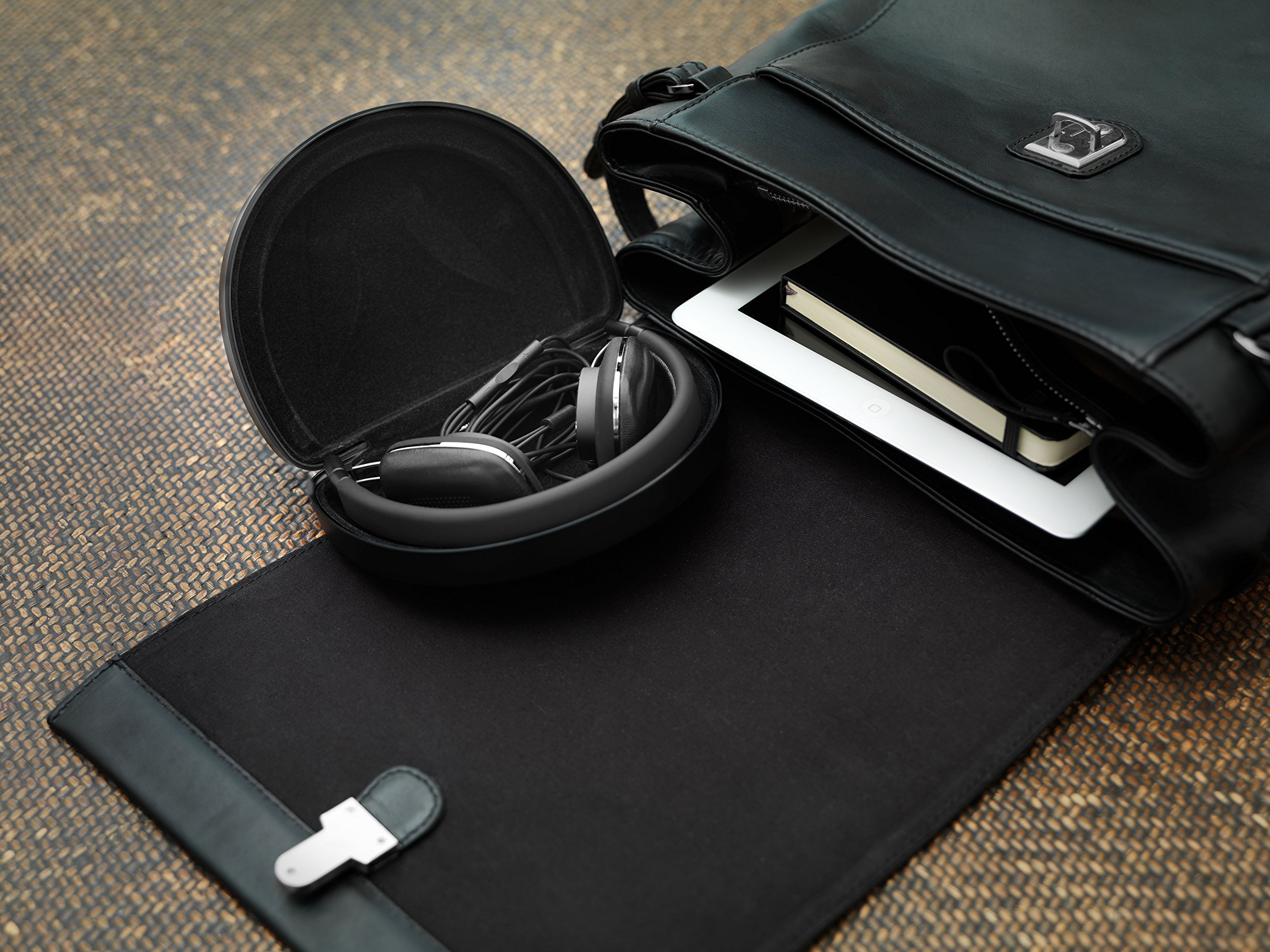Amazon.co.jp: Bowers & Wilkins B&W P3S2 オンイヤータイプ P3S2