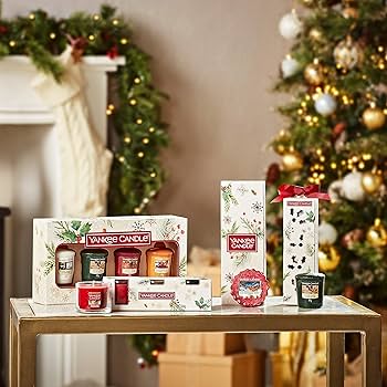 Amazon.com: Yankee Candle Gift Set | Christmas Scented Candles | 3