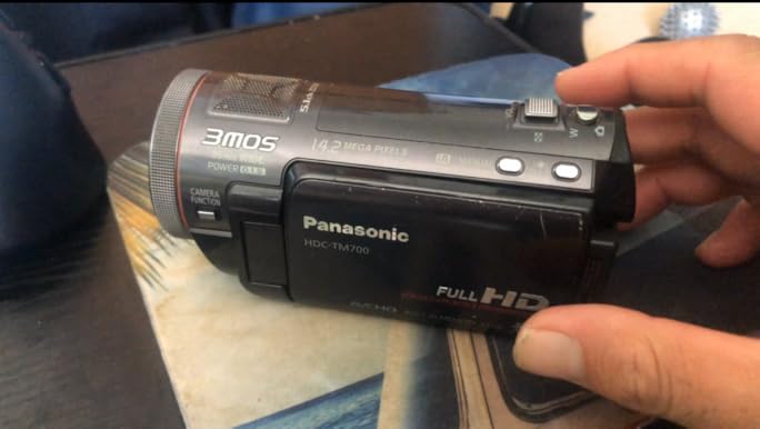 Amazon.com : Panasonic HDC-TM700K Hi-Def Camcorder with Pro