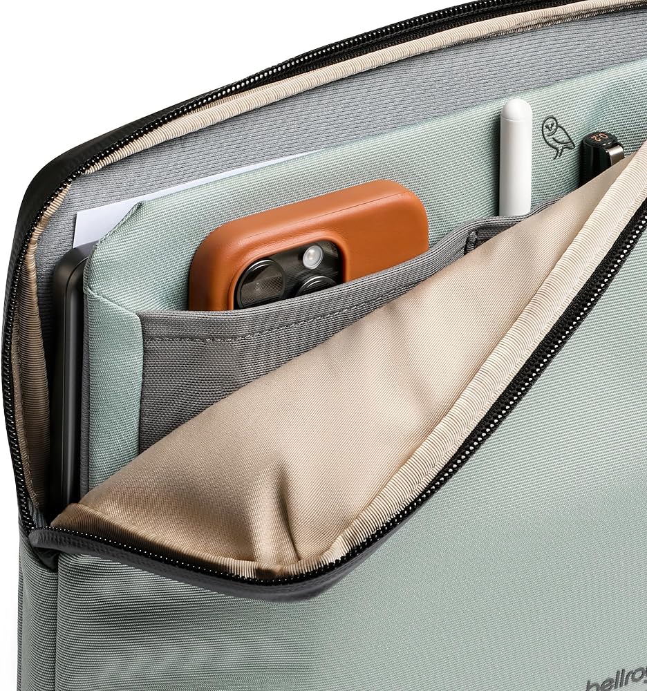 Amazon.com: Bellroy Laptop Caddy (16” Laptop Cover) - Eucalyptus
