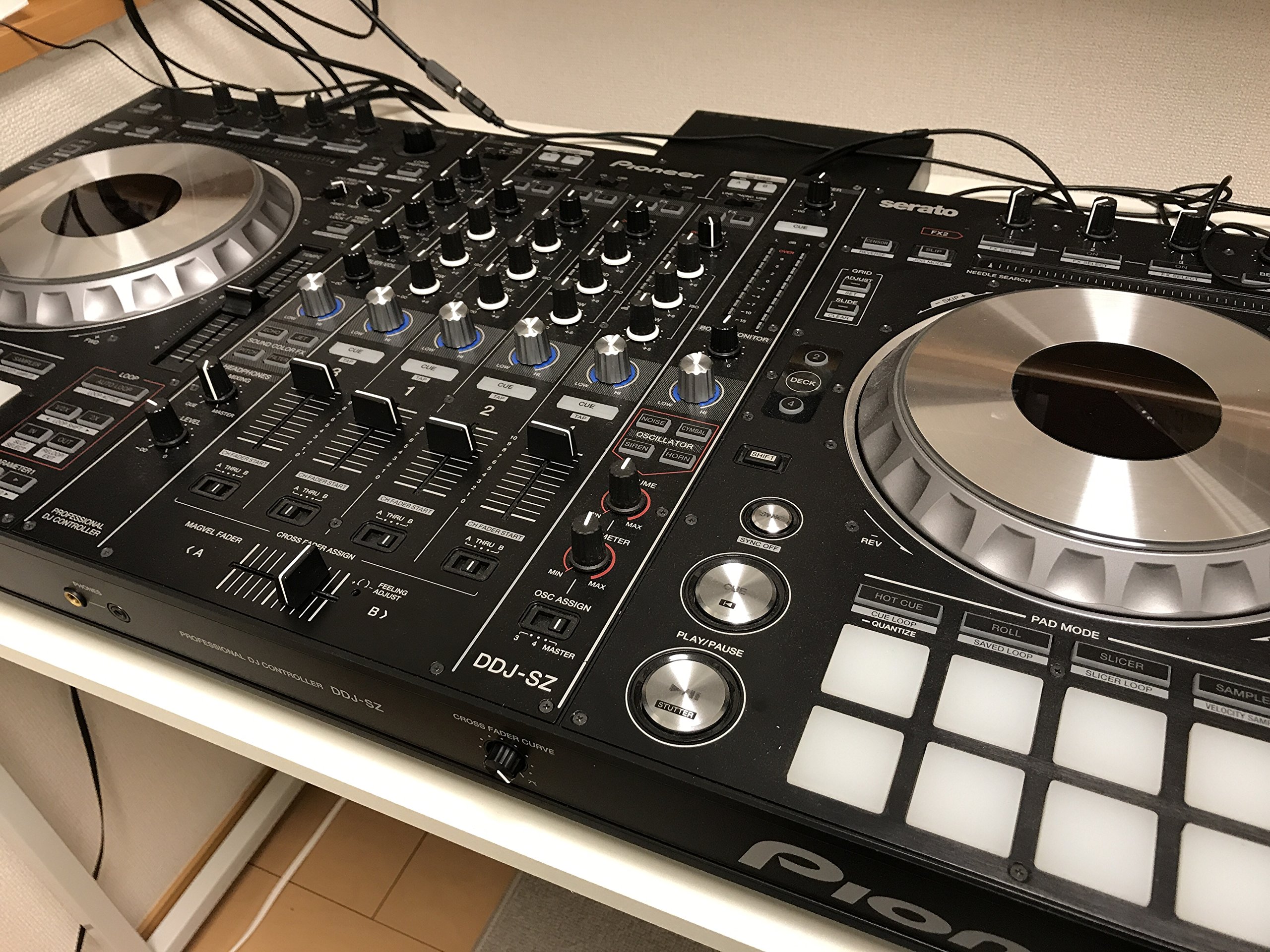 Amazon | Pioneer 「Serato DJ」専用 DJコントローラー DDJ-SZ | DJ