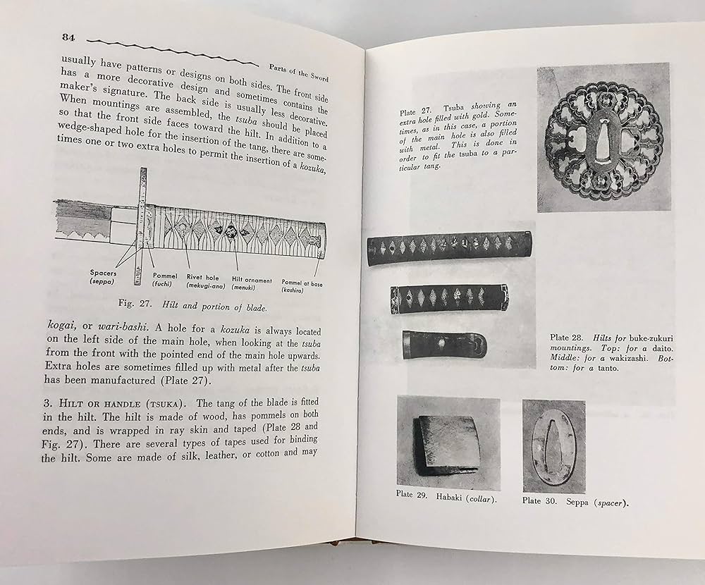 The Samurai Sword: A Handbook a Handbook: Yumoto, John M