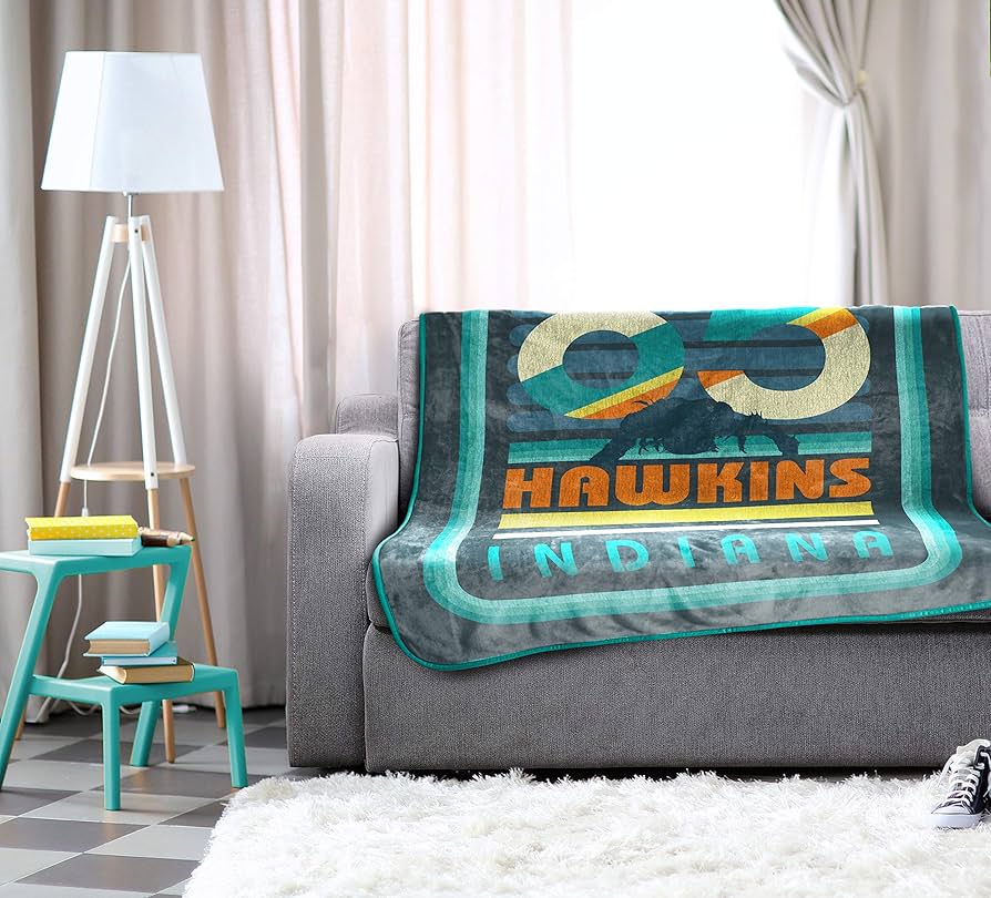 Amazon.co.jp: Jay Franco Stranger Things Hawkins 85 スロー