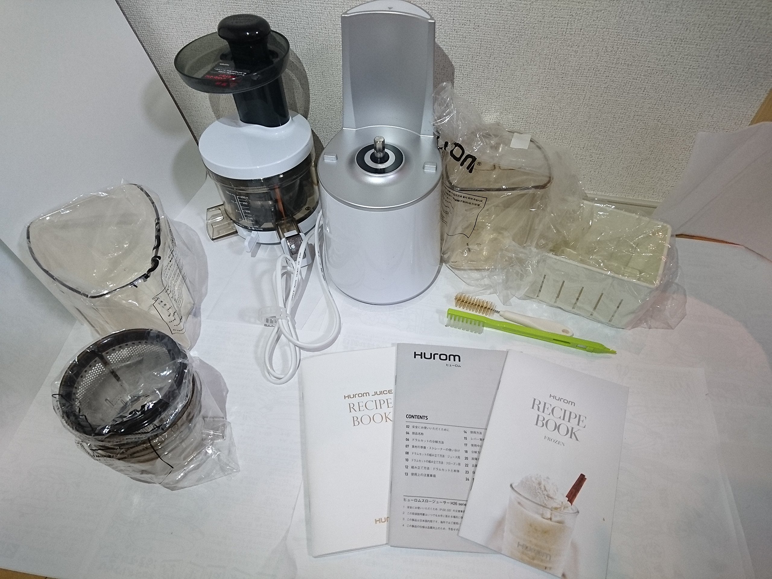 Amazon | ヒューロム スロージューサー HUROM H26-WS17(ホワイト