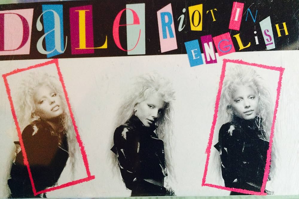 Amazon.com: Riot in English: CD 和黑膠唱片