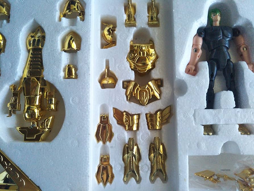 Amazon.co.jp: 聖闘士星矢 聖闘士聖衣大系 魚座黄金聖衣 ピスケス