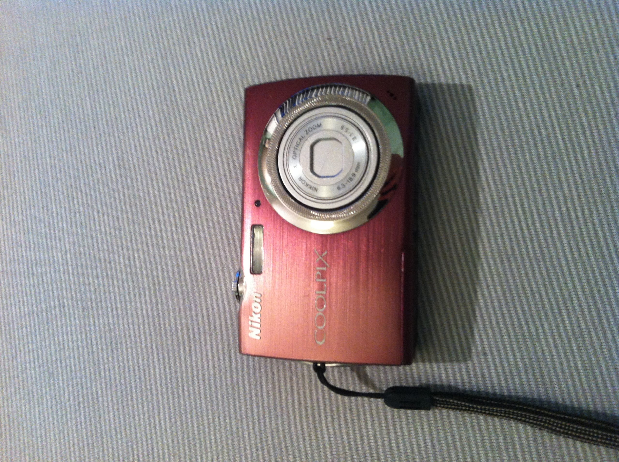 Amazon.com : Nikon Coolpix S230 10MP Digital Camera with 3x