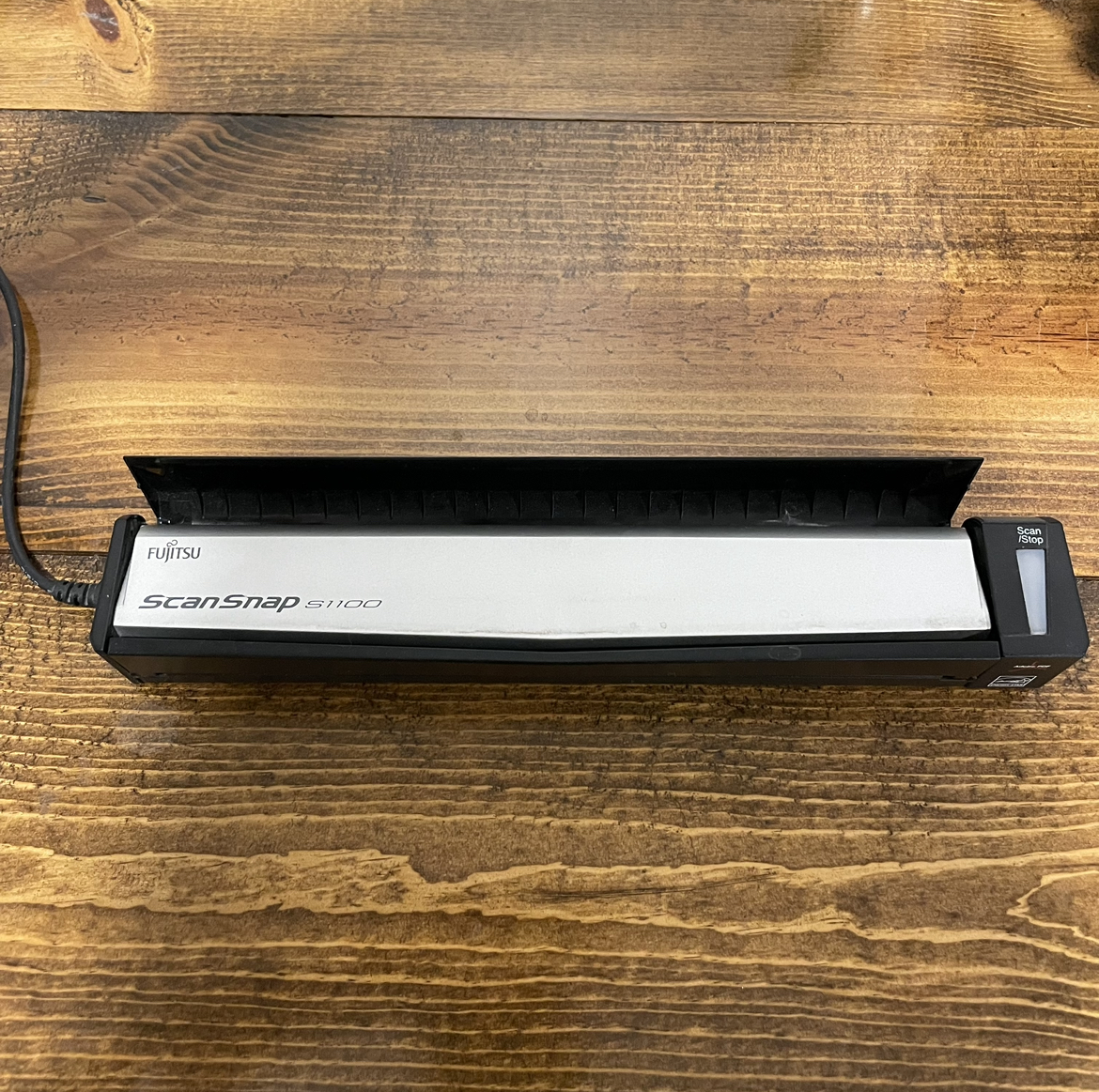 Watch HONEST review of Fujitsu ScanSnap S1100 Mobile Scanner on