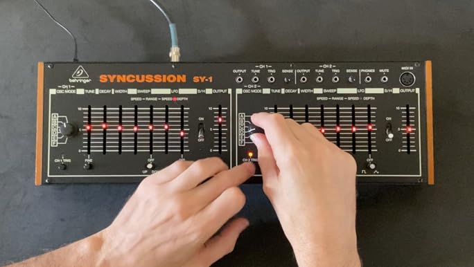 Amazon.com: Behringer Syncussion SY-1 Dual-channel Analog