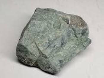 Amazon.co.jp: 緑黒 150g (白) 翡翠 原石 ヒスイ 鉱物 鑑賞石 糸魚川