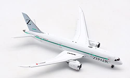 極美品】BOEING 787-8 1:200 JA822J 極美品】BOEING 787-8 1:200