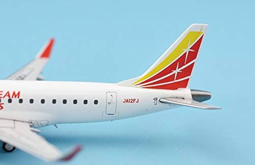 Amazon | JC Wings 1:400 FDA Fuji Dream Airlines Emb-170 JA12FJ