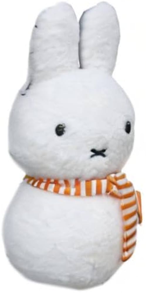 Amazon.co.jp: ミッフィー ゆきだるま ぬいぐるみ Sサイズ : おもちゃ