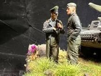 Amazon.co.jp: 135 第二次世界大戦 ドイツ軍 タイガー戦車 ジオラマ