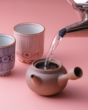 Amazon | 抹茶 一保堂茶舗 蓬莱の昔 （ほうらいのむかし） 20g缶