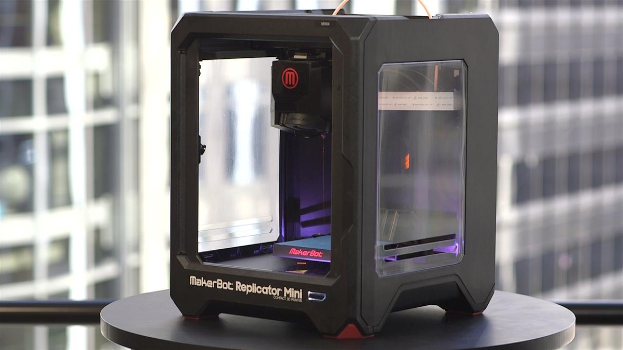 家庭用3Dプリンター「レプリケーター・ミニ」を使ってみた - WSJ