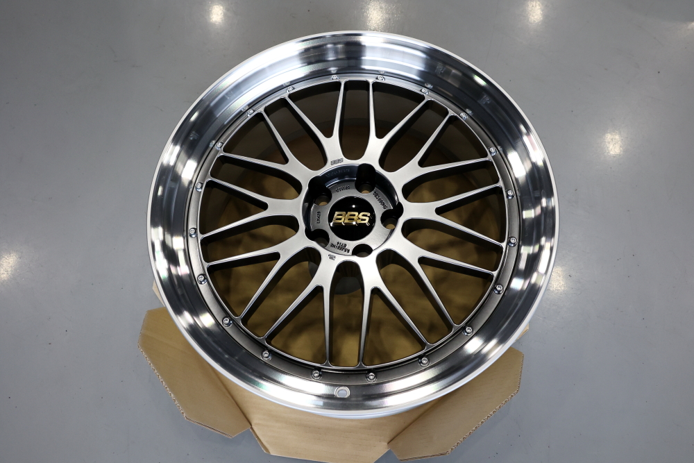 LEXUS LC500 Sパッケージ ＆ BBS LM 21AW＋MICHELIN PS S5＋ナガホリ