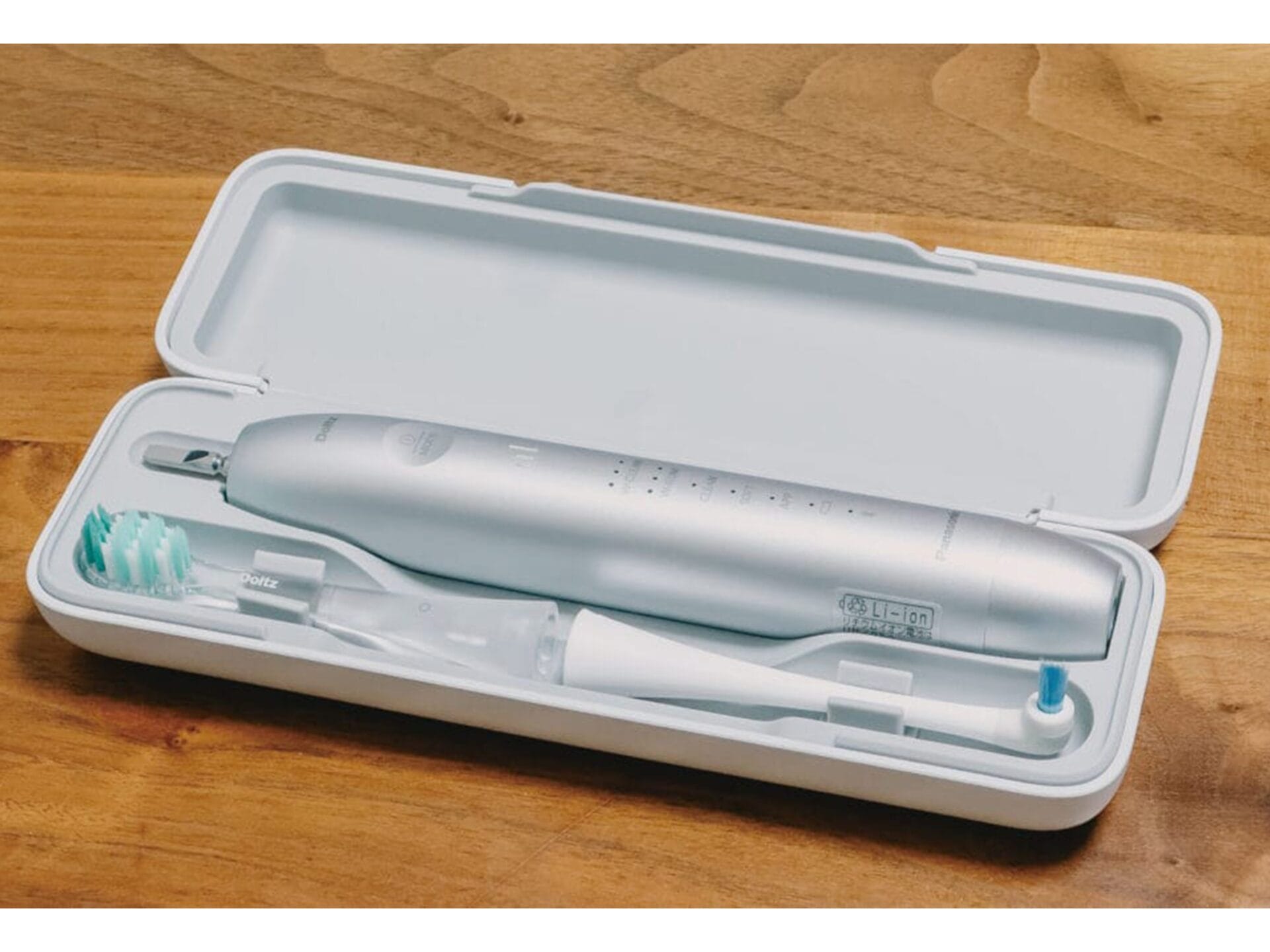 電動歯ブラシ「EW-DT88」レビュー。正しい磨き方を教えてくれる | Mac