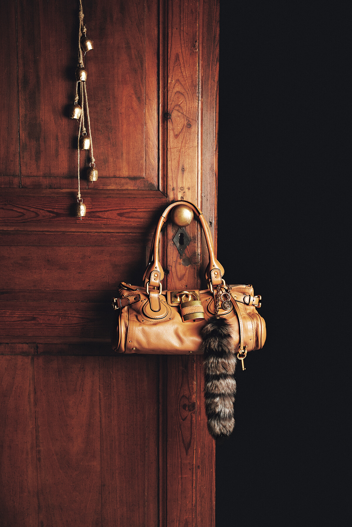 クロエのバッグ】アップデートした名品「パディントン」をチャームで