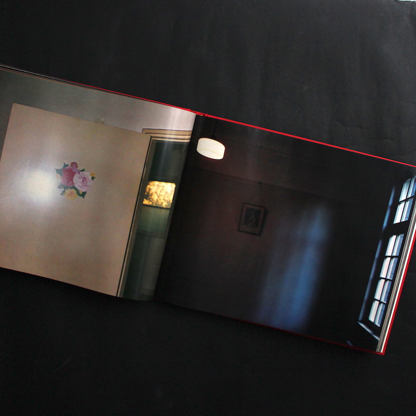 家 meaning of the house（No Shipping Box） - 篠山 紀信 / Kishin