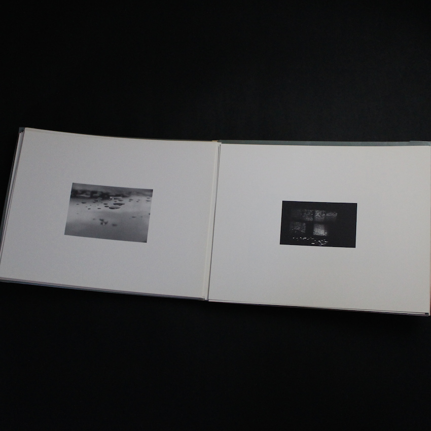 軌道回帰 -Shoji Ueda Polaroid 35mm Photo Album- - 植田 正治