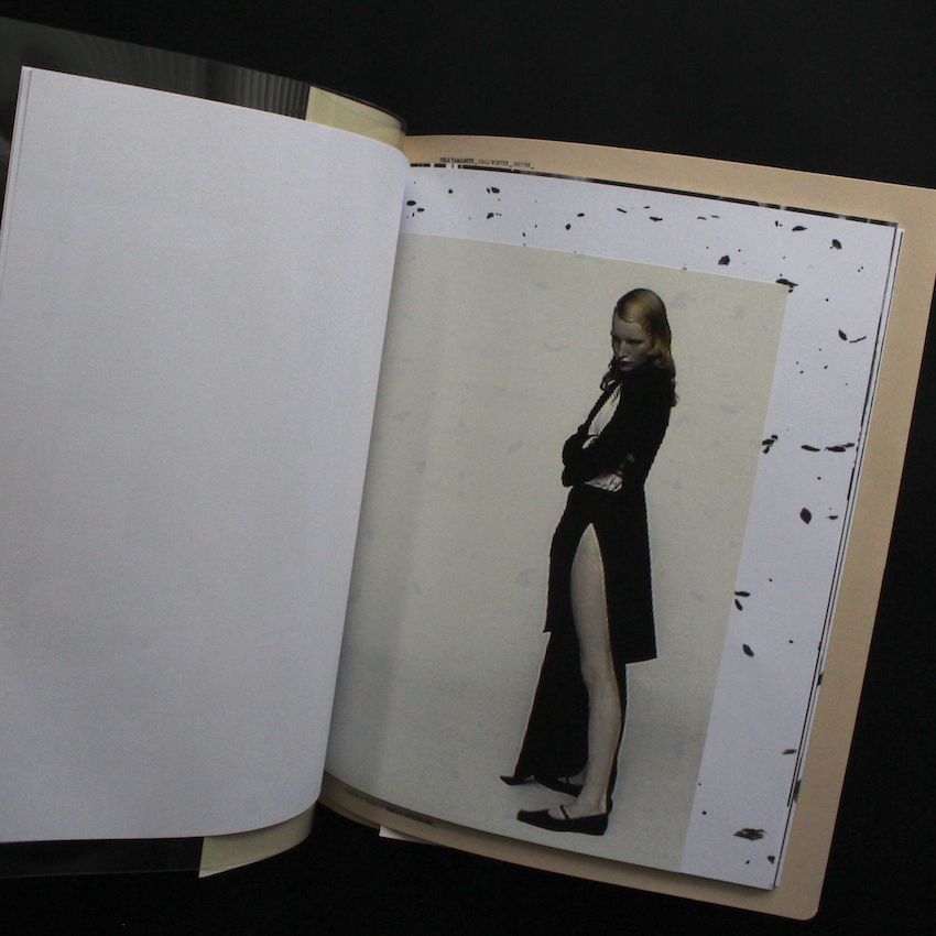 Yohji Yamamoto Autumn Winter 1997-98（Photo by Paolo Roversi）