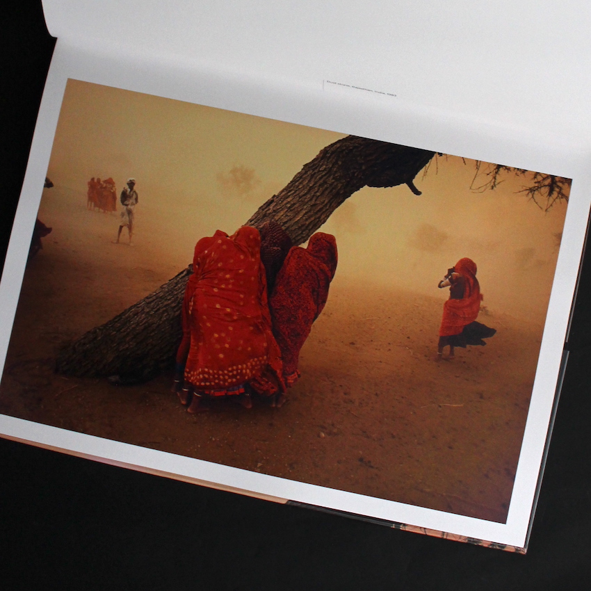 The Unguarded Moment（Reprint） - Steve Mccurry