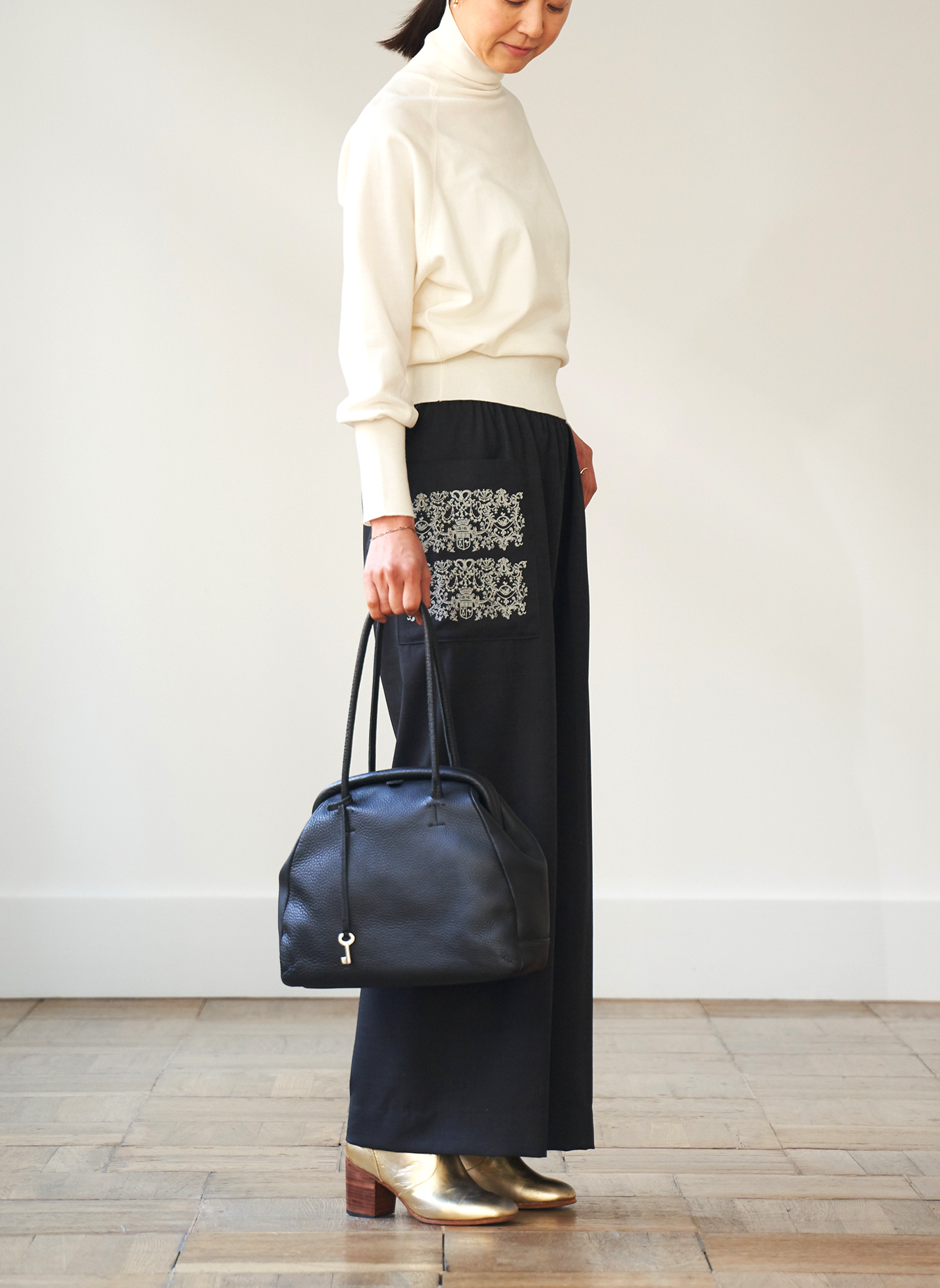 予約】「しっくりバッグ ブラック」soutiencollar ステンカラー