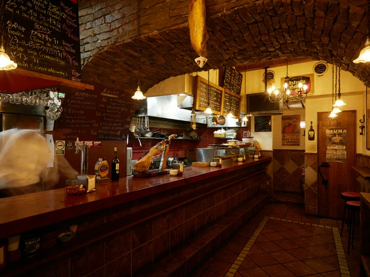 仕事帰りにサクッと立ち寄れるスタンディングorカウンターバー5選