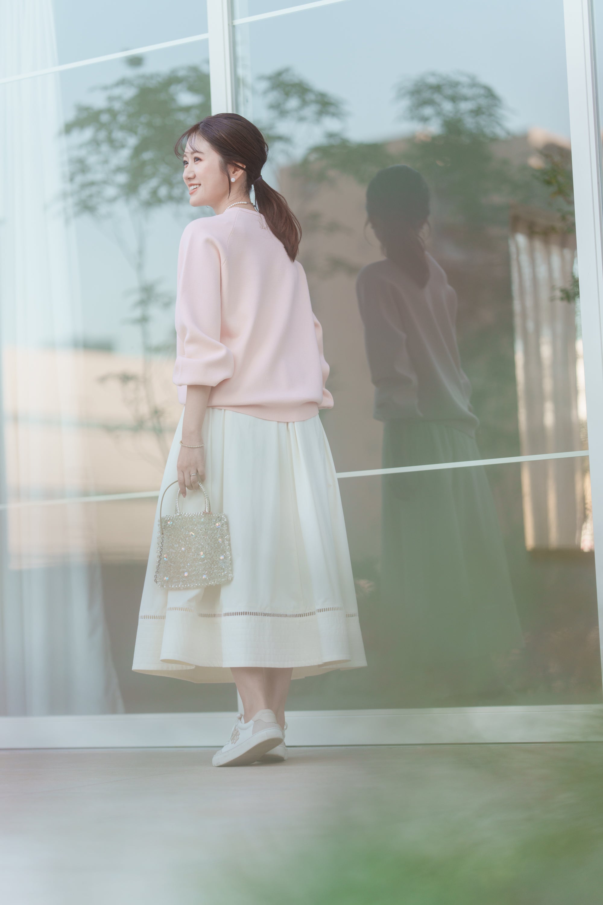 MEエンブロイダリーニットプルオーバー【リサイクルポリエステル