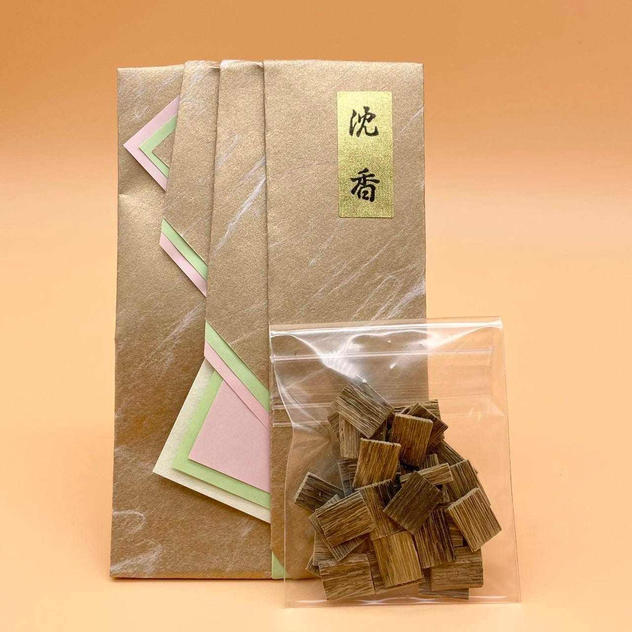 香木 沈香 | 茶道具,練香と香木 | 淡交社 茶道具と茶席のきもの