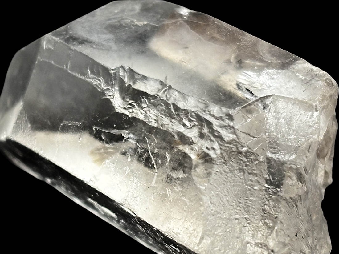 ライトニングクォーツ原石(雷水晶)